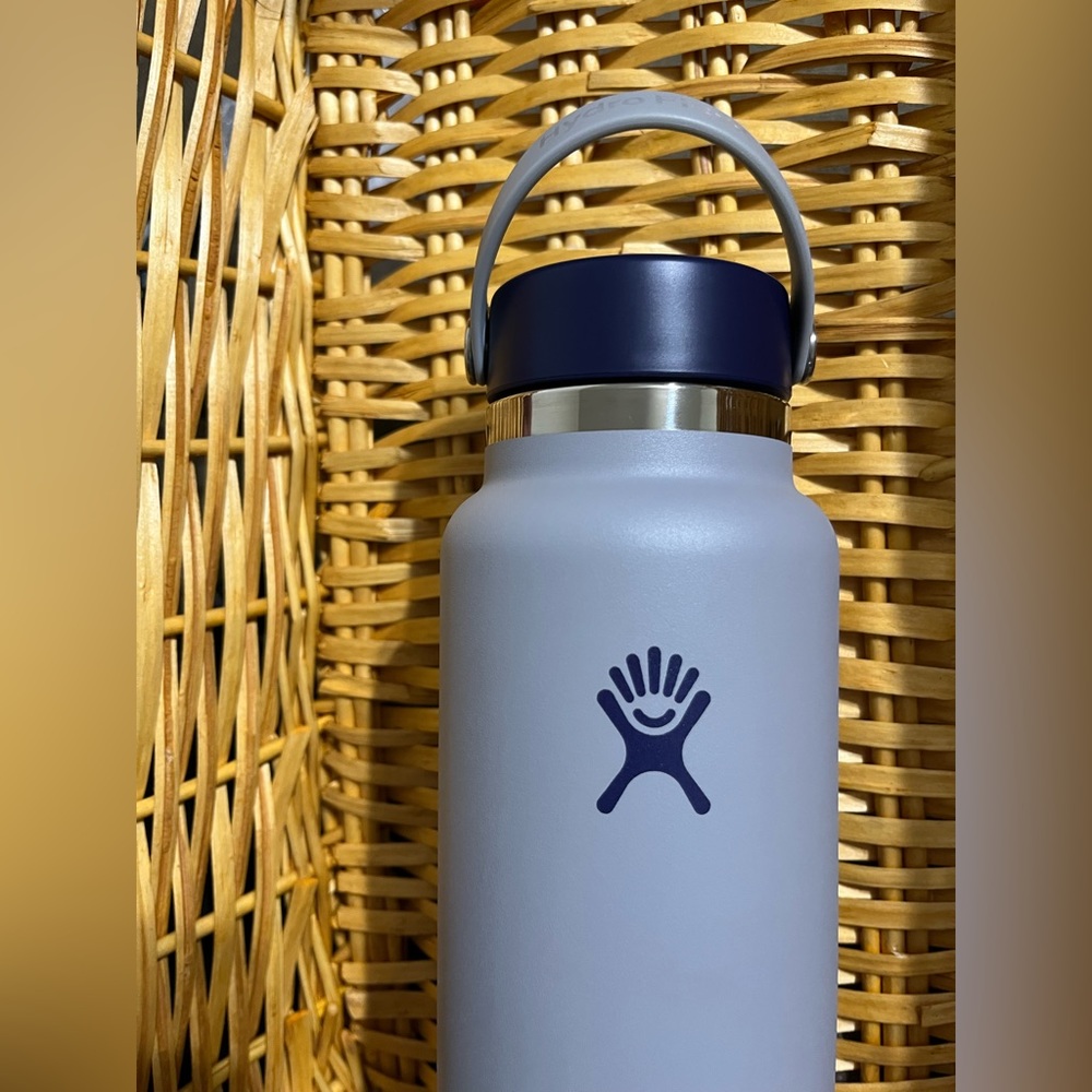 Hydro Flask - Picture 4 of 4